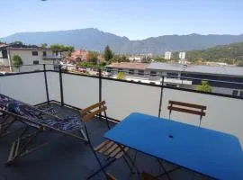 Comfortable T3 with terrace and garage!