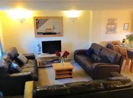 Atlantic Escape 4 Bed holiday home near Newquay