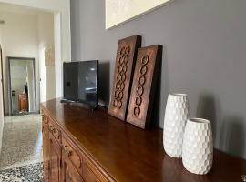 Casa d'artista in Val di Chiana, hotel v destinaci Sinalunga
