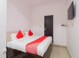 OYO Royal Inn Near Phoenix United Lucknow, ξενοδοχείο σε Charbagh