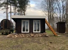 Saare-Toominga camping house