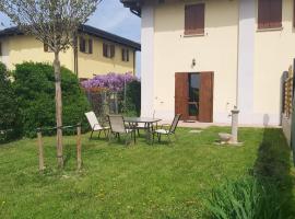 Casa il giuggiolo, relax nella Motor Valley, hotel con parcheggio a Sant'Agata Bolognese