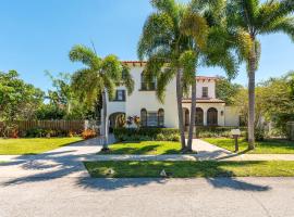 Birds of Paradise - Historic Spanish Estate, Hotel in Lantana
