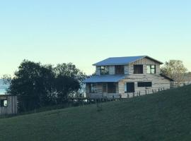 ARRIENDO DIARIO PUQUELDON-CHILOE, SECTOR PLAYA LINCAY, hotel v destinaci Puqueldón