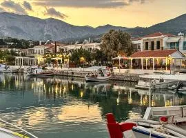 Old Villa Ormos
