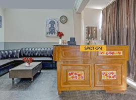 SPOT ON Convival Budget Stay, hotel en Dhamtari