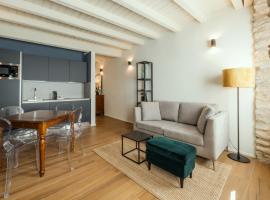 Il Vicolo Suite Apartments-Il Cortiletto, apartment in Tignale