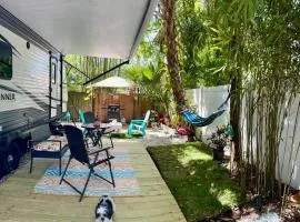 RV Camper Paradise on the Wheels Near Clearwater Beaches