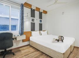 Townhouse Hotel Eaglewood Gachibowli, hotel v mestu Kondapur