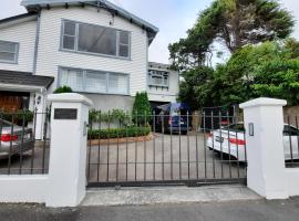 Spacious Comfortable House, hotel v destinaci Wellington