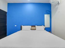 OYO Hotel Rudra Palace Near Phoenix United Lucknow, hotel near Chaudhary Charan Singh International Airport - LKO, 