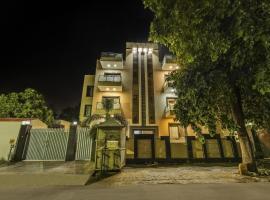 OYO Townhouse Oak Homefort Stays Near Leisure Valley Park, hotel in Old Gurgaon, Gurgaon