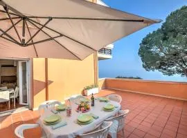Franka House Terrace private & lake view - Happy Rentals
