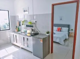 Georgetown, Up to 5 Pax, 2 Bedrooms, 1 Bathroom, 1 Car Park by Star Home