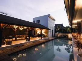 Luna Ola Villa Berawa