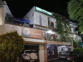 Sv Rest Inn, parkimisega hotell sihtkohas Madanapalle