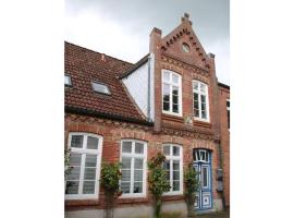 Cozy apartment on the canal, hotel in Friedrichstadt