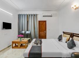 OYO Townhouse 1071 Hotel Metro Inn Residency Near ISKCON Temple Noida, hotel v destinaci Indirapuram