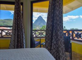 Sea Piton View Apartment- Location, Convenience, Modern Living, aparthotel v destinaci Soufriere