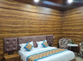 wooden suits, resort a Ghaziabad