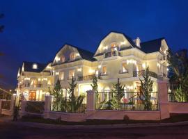 Da Tuong Luxury Villa Hotel – luksusowy hotel w mieście Da Lat