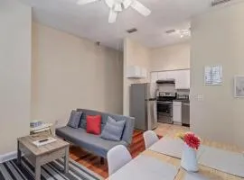 LT Stay Discounts! Cozy 2 BR Apt - Pet Friendly!