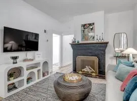 Fourth House - Eclectic and fun 1BR in SPR
