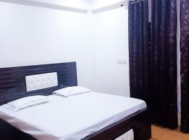Hotels In Indrapuram, Shakti Khand, hotel with parking in Ghaziabad