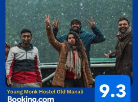 Young Monk Hostel & Cafe Old Manali, хостел в Манали