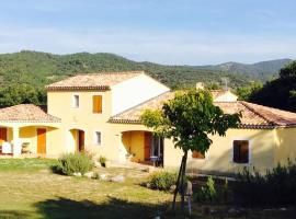 Provence and Lavender, hotel a Estoublon