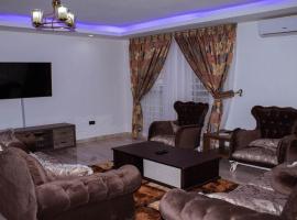 Luxe Isle by Harolty, East Legon, cottage in Accra