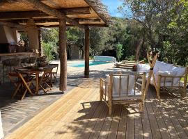 Cabanon de luxe, piscine - Acqua Doria - par TGB, Hotel in Coti-Chiavari