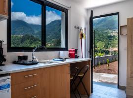 GuestReady - Tranquil Retreat in Nature's Embrace, hotel sa São Vicente