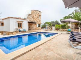 Villa Torre Mar with swimming pool and 100m to the beach, hotel a Cala Santanyi