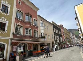 Hotel Goldenes Kreuz - since 1605, hotel v destinácii Vipiteno
