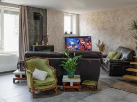 Dzīvoklis Nice Apartment In Champagnole With Wifi pilsētā Šampanjole