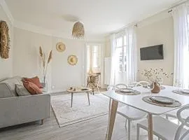 LE PETIT MORNY. Apt rénové lumineux et central