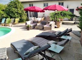 Villa de 3 chambres avec piscine privee jardin clos et wifi a Arsac, hotel with pools in Arsac