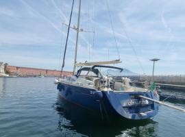 Barca a vela PROCIDA, barco en Nápoles