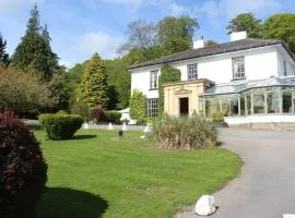 Harrisons Hall Bed & Breakfast