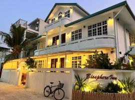 Biosphere Inn, beach rental in Dharavandhoo