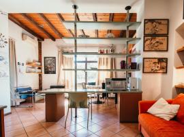 Il Casale - Lakeside Srl Leisure & Business, casa rural en Ispra