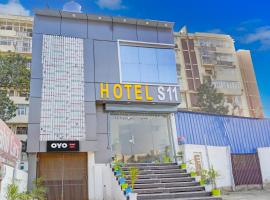 Hotel O S, ξενοδοχείο σε Meerut