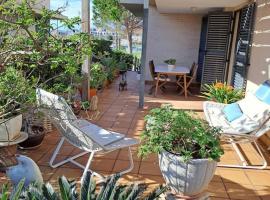 Casa en Sant Jordi, hôtel à Sant Jordi