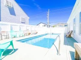 Suns Out Steps to Beach w Private Pool in Cherry Grove