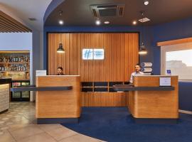 Holiday Inn Express - Malta, an IHG Hotel, hotel sa spa centrom u gradu 'St Julian's'