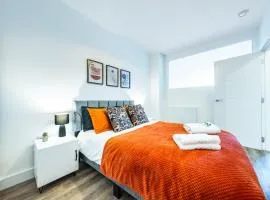 Potters Bar - FREE Parking - Private Bathroom - Netflix - 4 mins walk to station - 20 mins DIRECT TRAINS TO LONDON