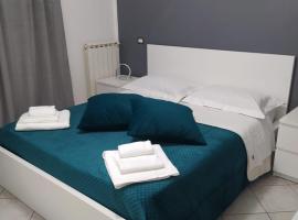 La Perla del Mare - 9 minutes from FCO Airport - Free WiFi e Netflix, hotel din Fiumicino