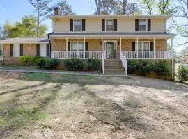 Atlanta Area Home with Deck, Near Golfing and Hiking!