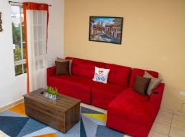 Cozy Two Bedroom Apartment Near The U.S. Embassy: Antiguo Cuscatlán'da bir otel